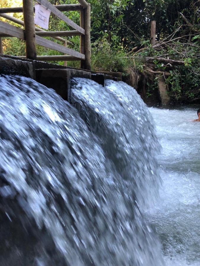 Park Veredas Do Rio Quente Flat 518 - Com Acesso Ao Rio Buitenkant foto